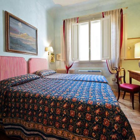 Casa Tornabuoni Apartment Florenţa Cameră foto