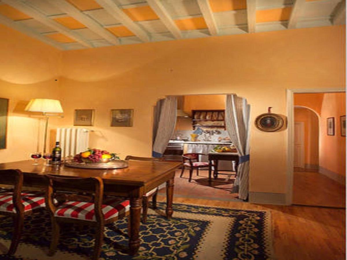 Casa Tornabuoni Apartment Florenţa Cameră foto